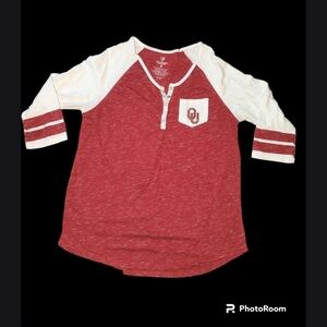Oklahoma University, Oklahoma Sooners OU soft jersey t-shirt.
